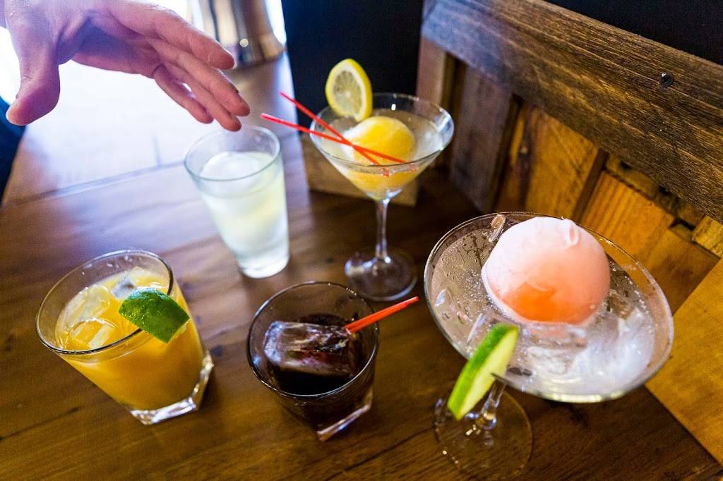 Pimentos Kitchen + Market | restaurant | 3751 S Houston Levee Rd, Collierville, TN 38017, USA | 9014536283 OR +1 901-453-6283