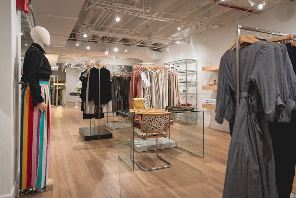 SPACE 519 | restaurant | 200 E Chestnut St, Chicago, IL 60611, USA | 3127511519 OR +1 312-751-1519