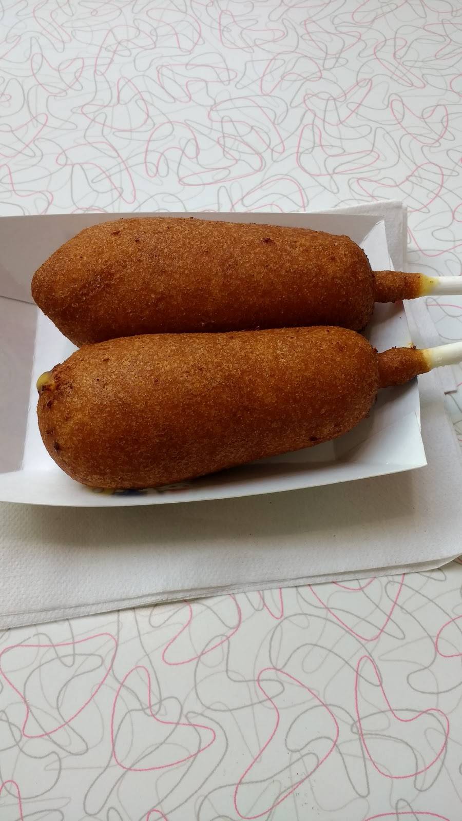 Hot Dog on a Stick | restaurant | The Boulevard Mall, 3532 S Maryland Pkwy, Las Vegas, NV 89169, USA | 7027375954 OR +1 702-737-5954