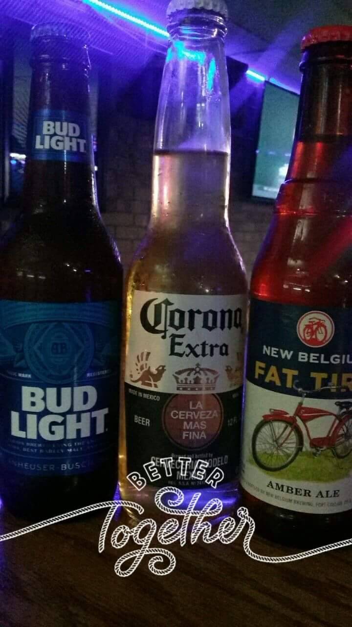 Los Sierras Bar | restaurant | 6762 Lowell Blvd, Denver, CO 80221, USA | 3036575920 OR +1 303-657-5920