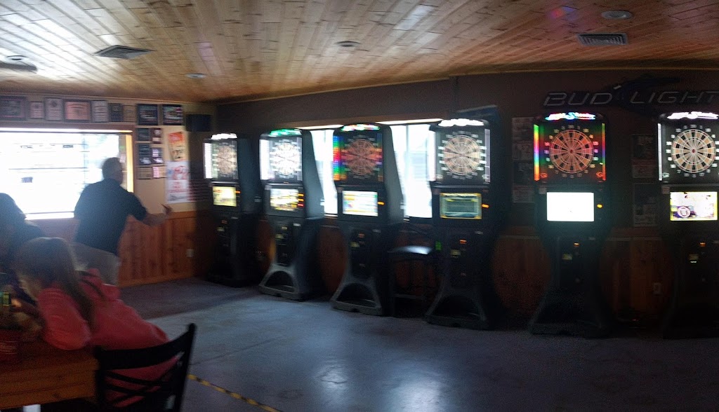 Fishys Bar & Grill | restaurant | 100 Commercial St, La Valle, WI 53941, USA | 6089857710 OR +1 608-985-7710