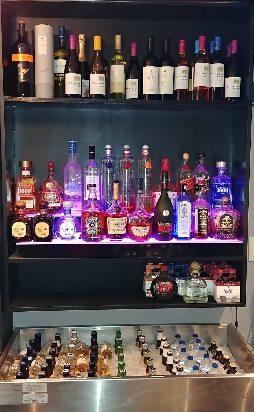 Michael Moses | restaurant | 1324 Minnich Road  New Haven IN 46774 | 2604266339 OR +1 260-426-6339