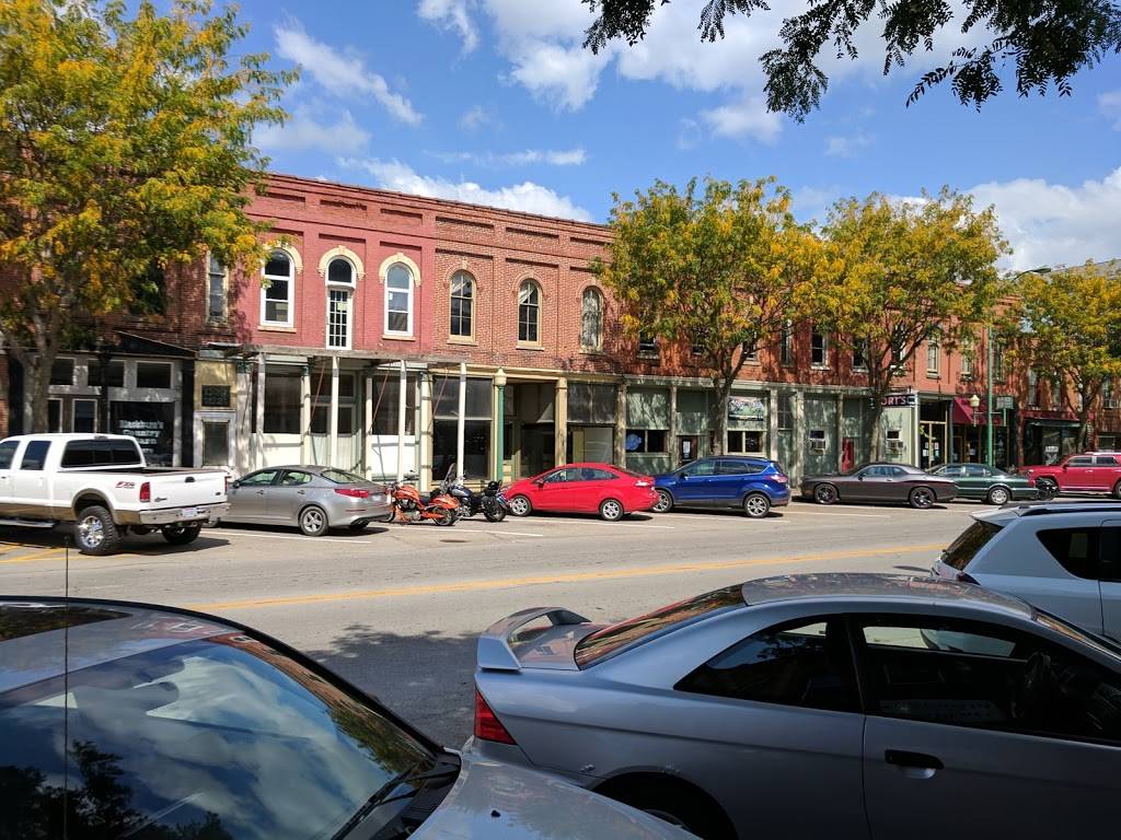 Forts Old Town Tavern | restaurant | 122 W Herrick Ave, Wellington, OH 44090, USA | 4406473520 OR +1 440-647-3520