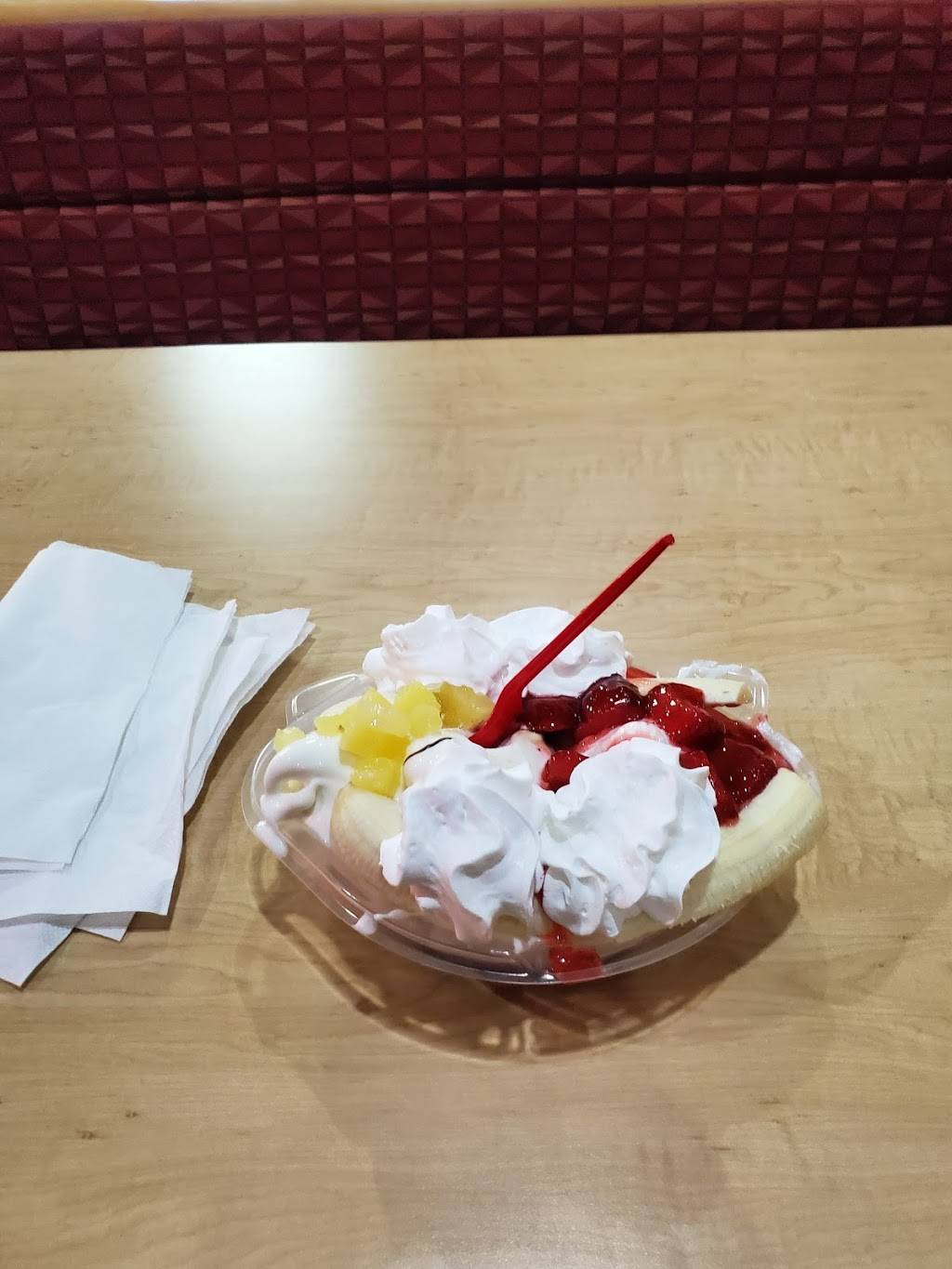 Dairy Queen Grill & Chill | restaurant | 3219 Point Mallard Pkwy SE, Decatur, AL 35603, USA | 2563500050 OR +1 256-350-0050