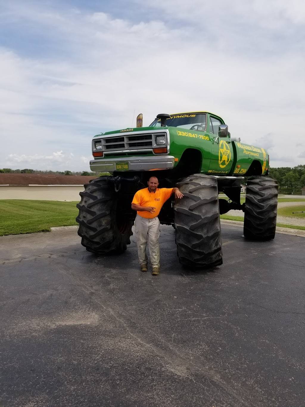 DQ Grill & Chill Restaurant | restaurant | 15500 W High St, Middlefield, OH 44062, USA | 4406325151 OR +1 440-632-5151