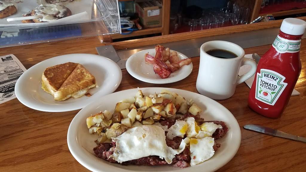 Warrens Waterfront Restaurant | restaurant | 96 Main St, Bucksport, ME 04416, USA | 2074691600 OR +1 207-469-1600