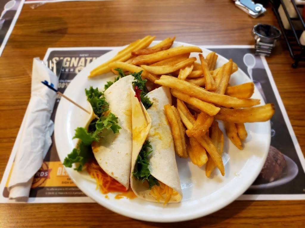 Dennys | restaurant | 4445 Main St, Buffalo, NY 14226, USA | 7168394749 OR +1 716-839-4749