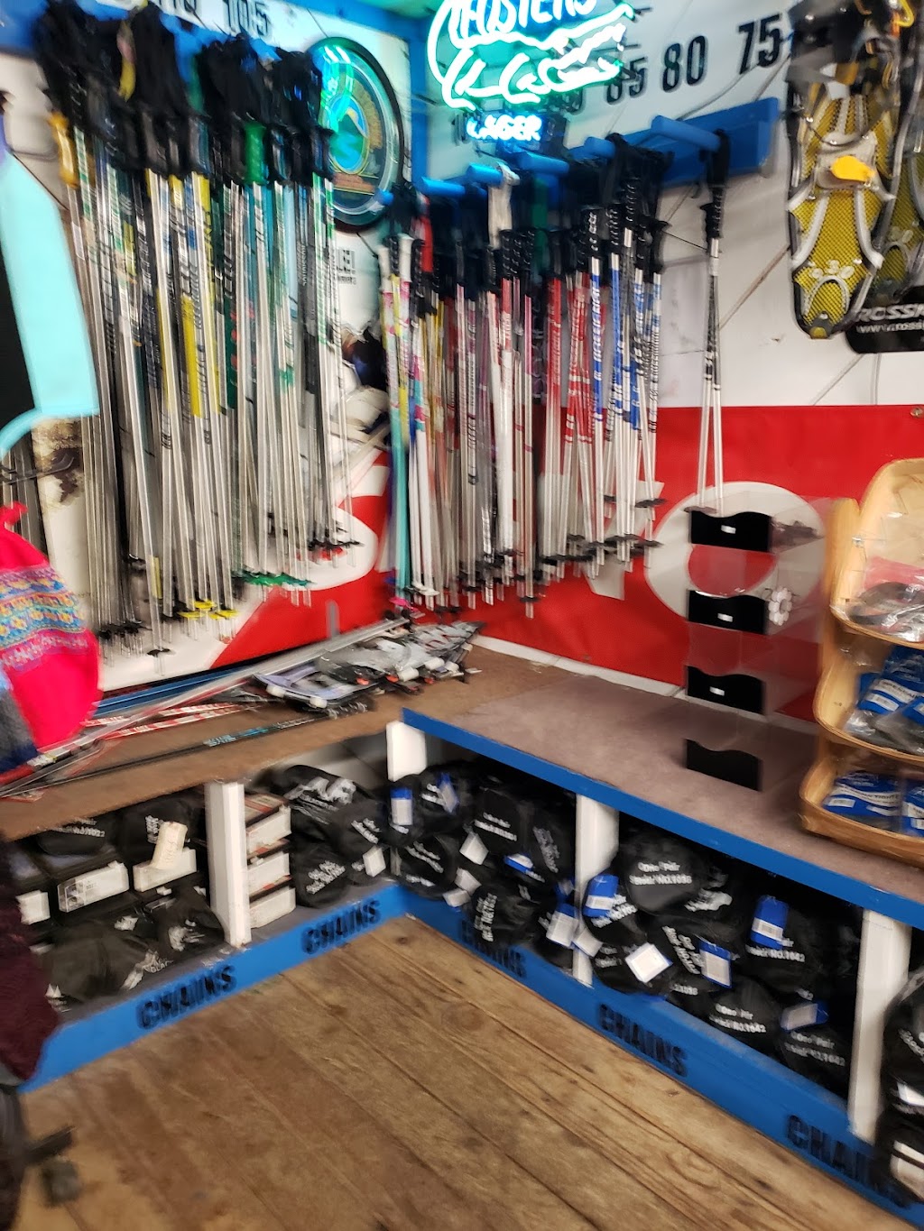 Soda Springs General Store | meal takeaway | 21784 Donner Pass Rd, Soda Springs, CA 95728, USA | 5304263080 OR +1 530-426-3080