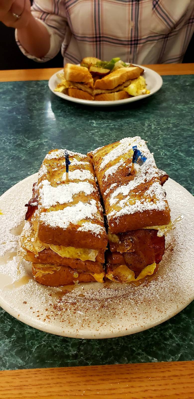 Grandmas Diner | restaurant | 11216 Capital Blvd #106, Wake Forest, NC 27587, USA | 9195569600 OR +1 919-556-9600