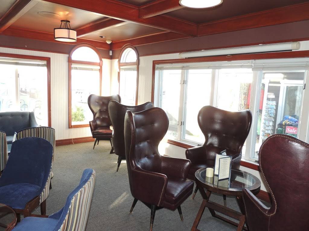 Newport Landing Restaurant | restaurant | 503 Edgewater Pl, Newport Beach, CA 92661, USA | 9496752373 OR +1 949-675-2373