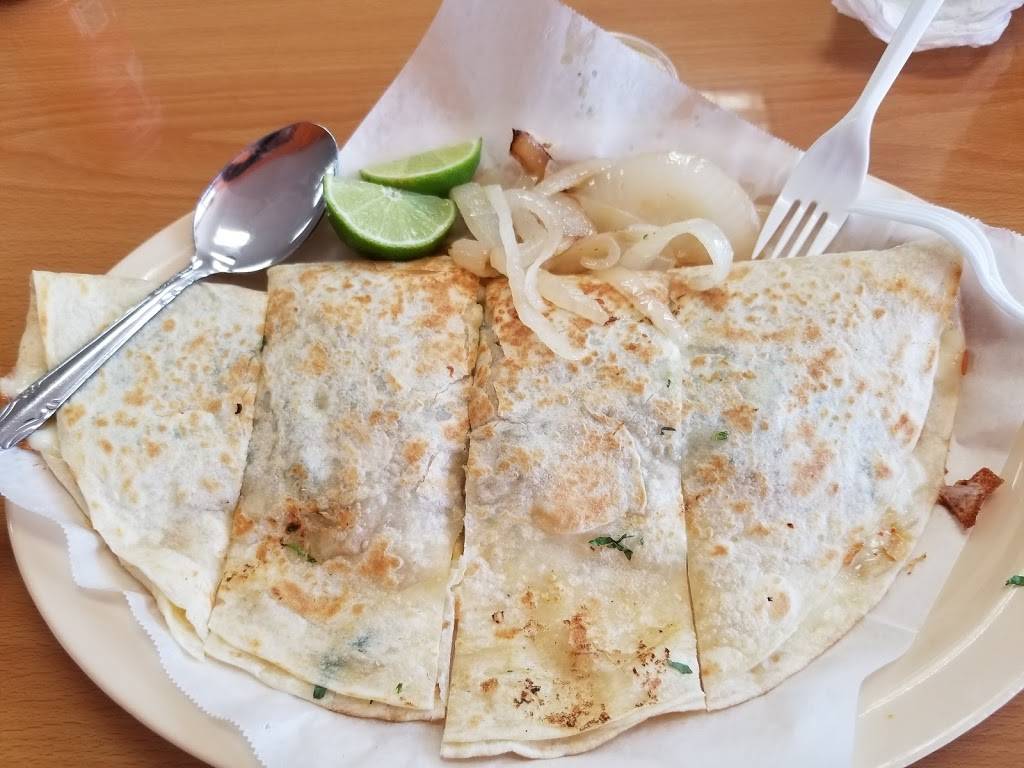 Tacos La Tapatia | restaurant | 8842 Limonite Ave, Riverside, CA 92509, USA | 9513601300 OR +1 951-360-1300