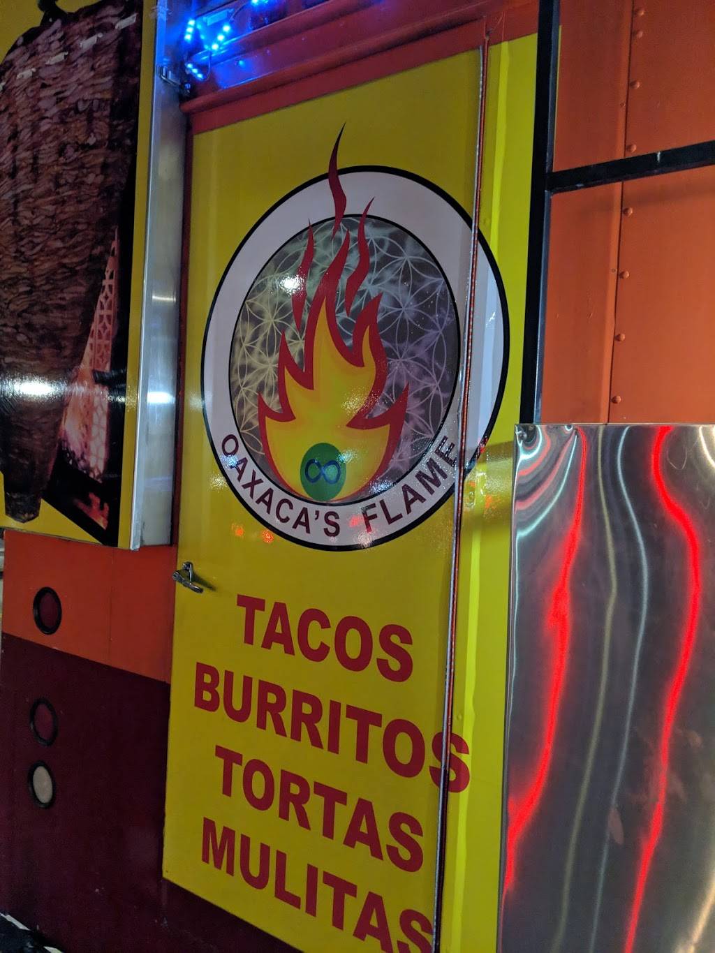 Oaxacas Flame | restaurant | 4500 Santa Monica Blvd, Los Angeles, CA 90029, USA | 2132457920 OR +1 213-245-7920