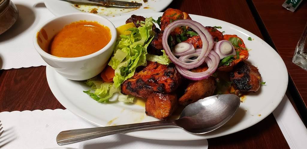 Kamana Kitchen | restaurant | 1104 Bishop St, Honolulu, HI 96813, USA | 8085375309 OR +1 808-537-5309