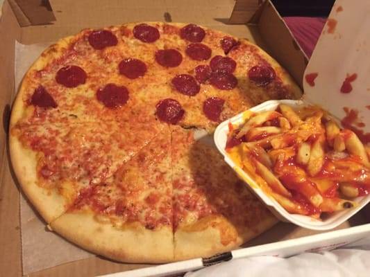 West Point Pizza | restaurant | 201 N 63rd St, Philadelphia, PA 19139, USA | 2155286100 OR +1 215-528-6100