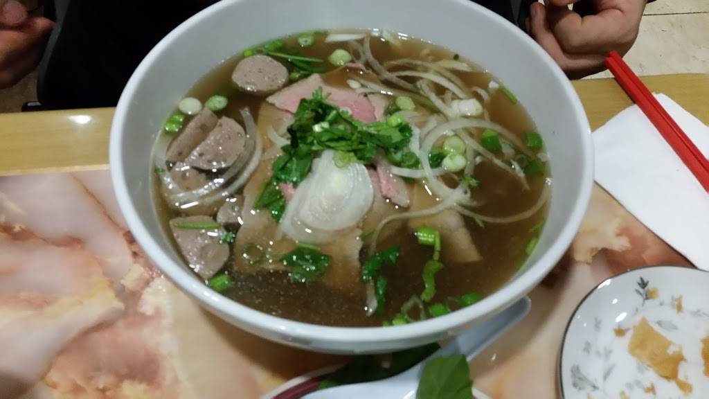 Phantasia | restaurant | 959 Poquonnock Rd, Groton, CT 06340, USA | 8604058000 OR +1 860-405-8000