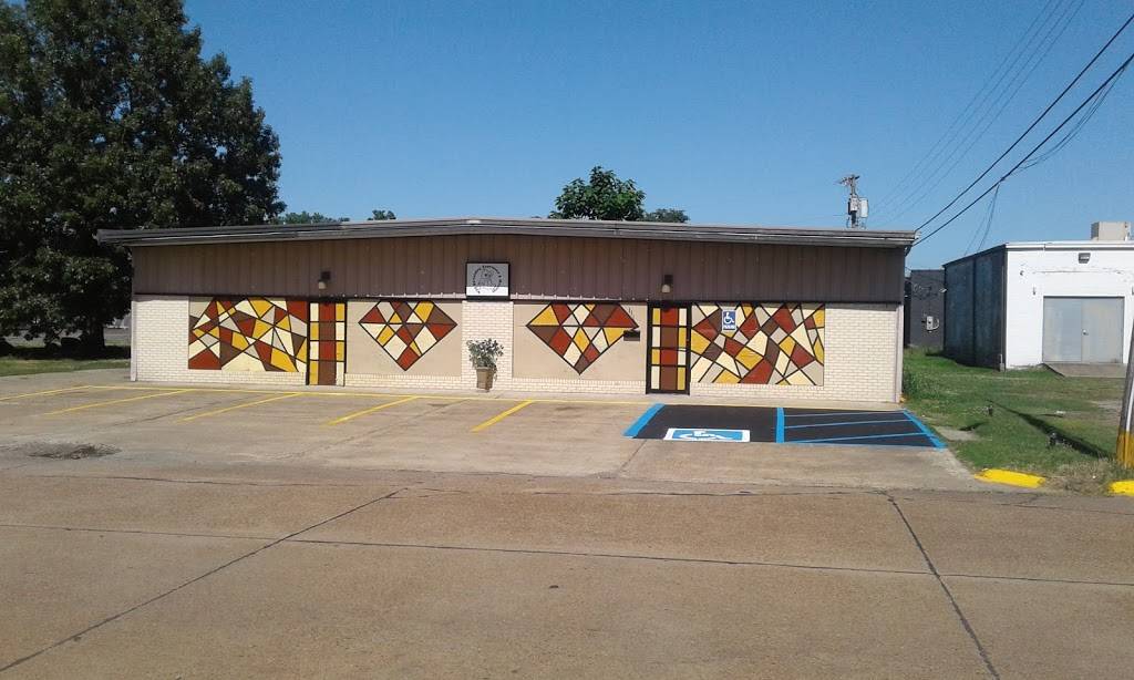 N3E | restaurant | 111 N 10th St, West Memphis, AR 72301, USA | 8706361710 OR +1 870-636-1710