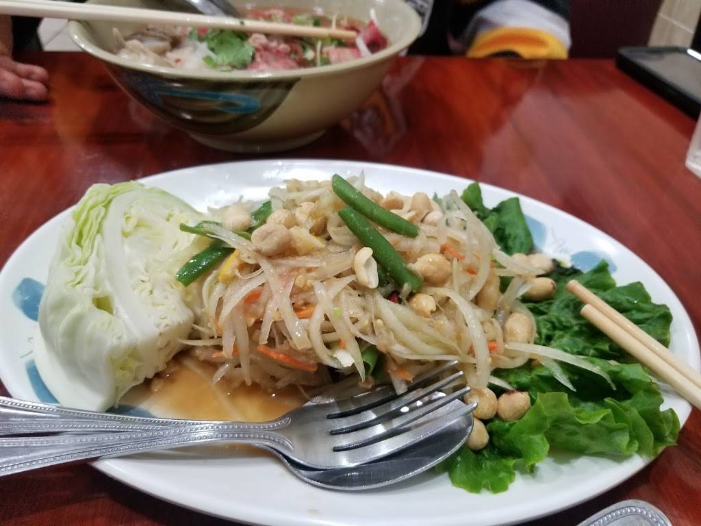 Ras Noodle | restaurant | 8205 Woodman Ave #104, Panorama City, CA 91402, USA | 8187823926 OR +1 818-782-3926