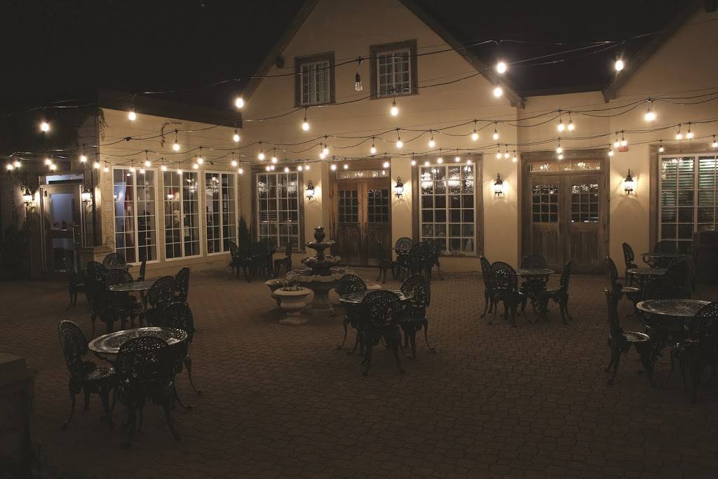 Restaurant Sainte Marie | restaurant | 16164 ON-12, Midland, ON L4R 4K8, Canada | 7055274162 OR +1 705-527-4162