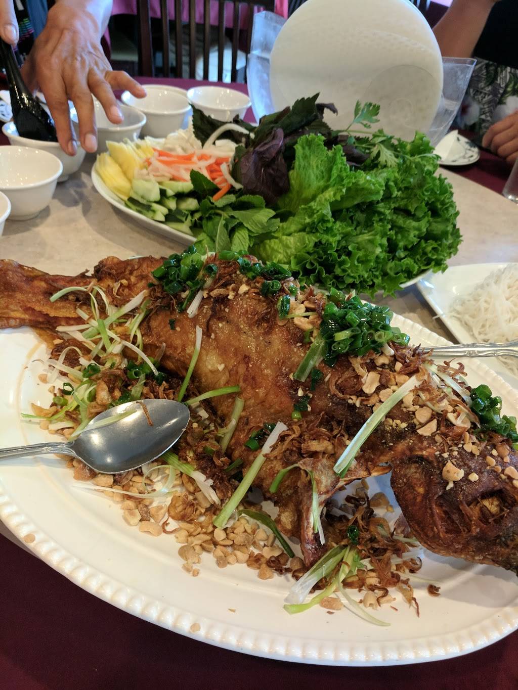 Thiên Hoàng | Vietnamese & Chinese Restaurant | restaurant | 8001 SE Powell Blvd, Portland, OR 97206, USA | 5037883113 OR +1 503-788-3113