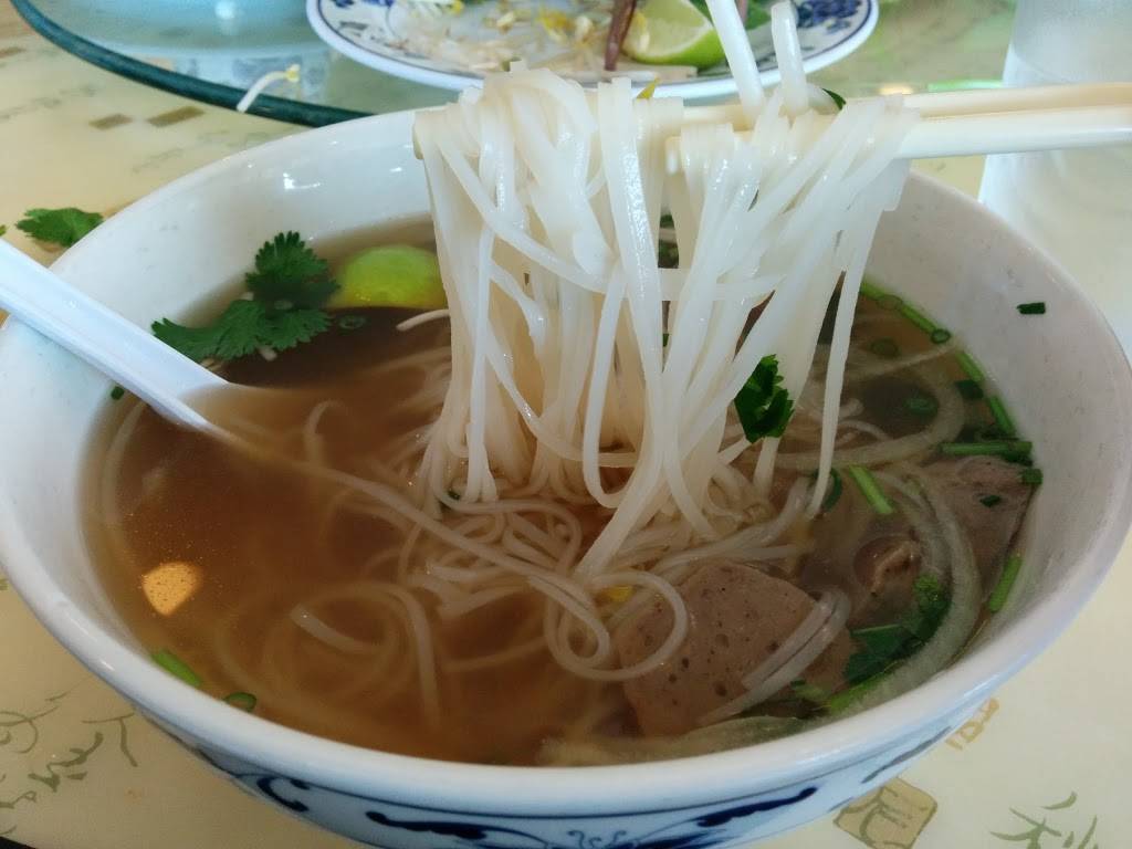 Pho Vietnam Restaurant | restaurant | 1000 W Pioneer Pkwy, Arlington, TX 76013, USA | 8172755638 OR +1 817-275-5638