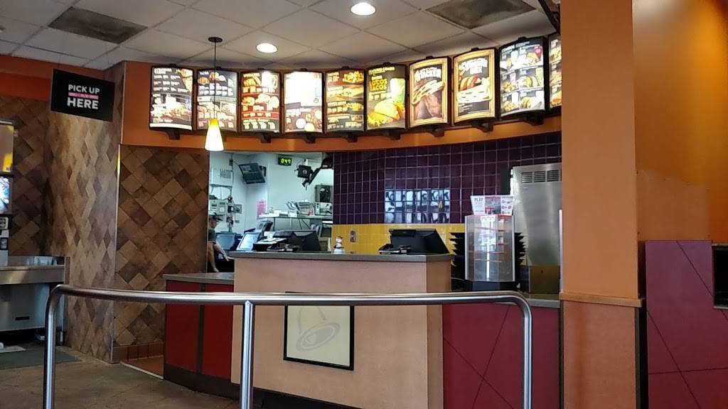 Taco Bell | meal takeaway | 1850 Memorial Ln, Wood River, IL 62095, USA | 6182588414 OR +1 618-258-8414