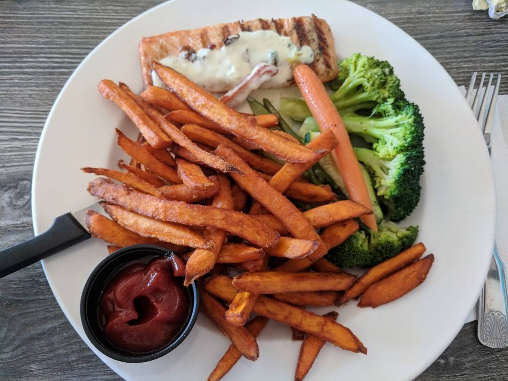 Mike & Nates House of Seafood | restaurant | 940 E Dominguez St, Carson, CA 90746, USA | 3109659799 OR +1 310-965-9799