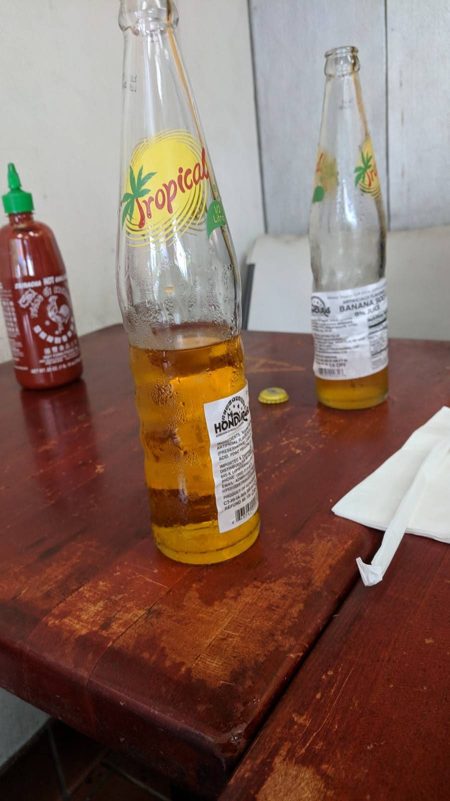 Polleria Tres Amigos Inc | restaurant | 412 Lincoln St, Rockville, MD 20850, USA | 3013091306 OR +1 301-309-1306