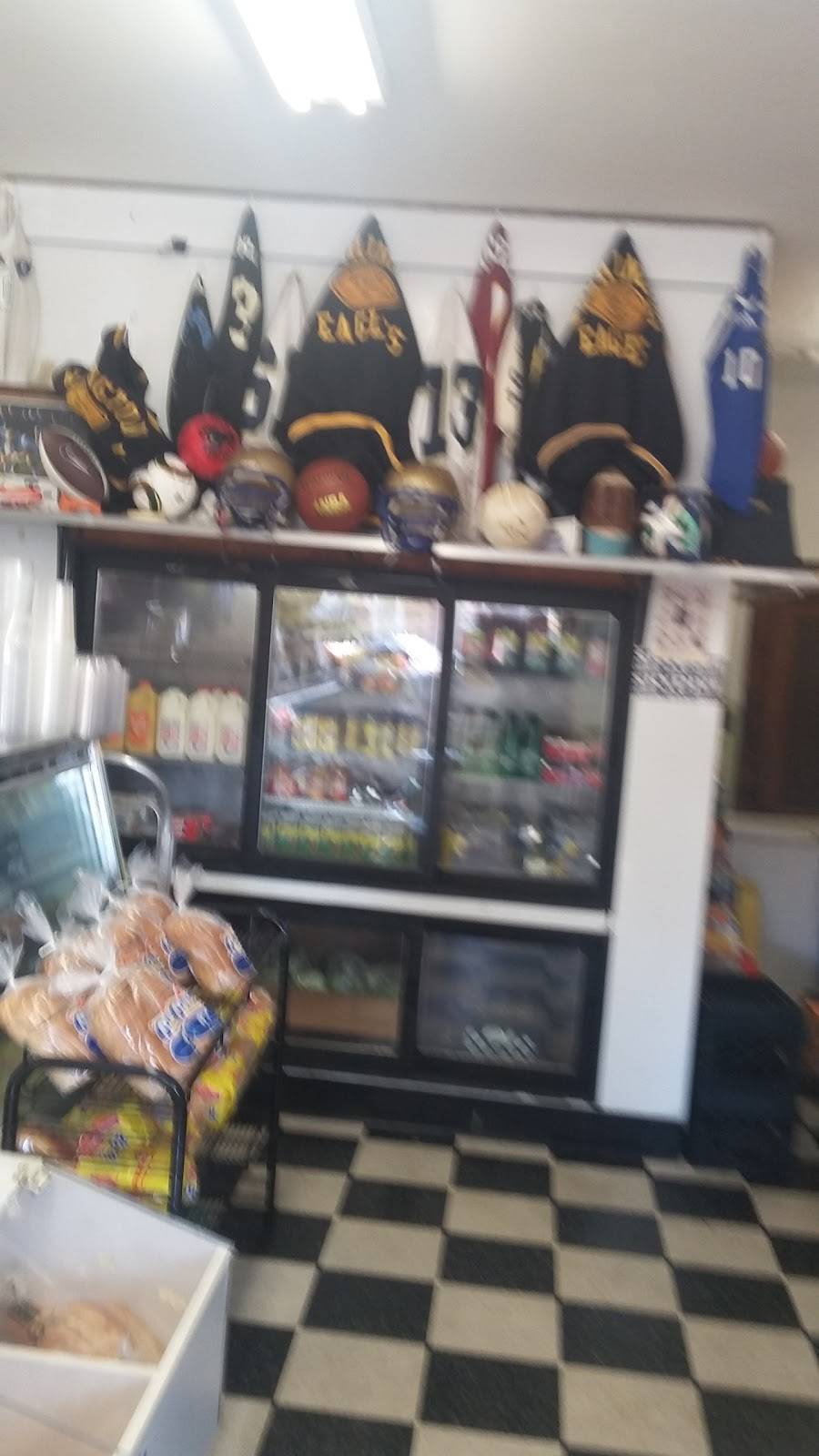 Chubbys Fox Chase Deli | meal takeaway | 537 Hoffnagle St, Philadelphia, PA 19111, USA | 2157423611 OR +1 215-742-3611