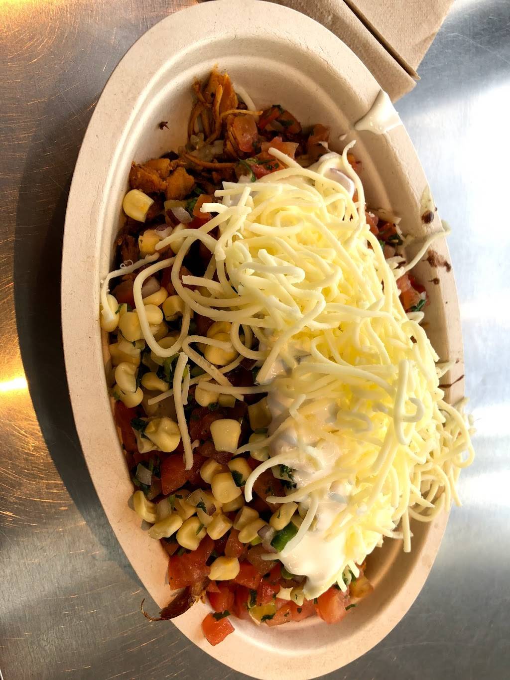 Chipotle Mexican Grill | restaurant | 5565 Auto Mall Pkwy, Fremont, CA 94538, USA | 5109799397 OR +1 510-979-9397