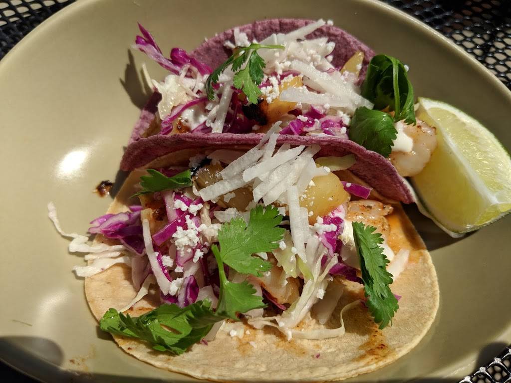 Octavio Cantina and Kitchen | restaurant | 5310 N Clark St, Chicago, IL 60640, USA | 7732931223 OR +1 773-293-1223