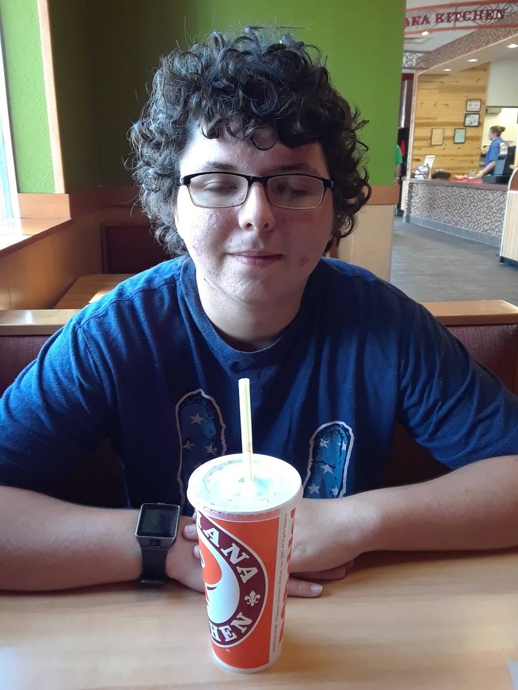 Popeyes Louisiana Kitchen | restaurant | 86 Lake Blvd, Redding, CA 96003, USA | 5302462728 OR +1 530-246-2728