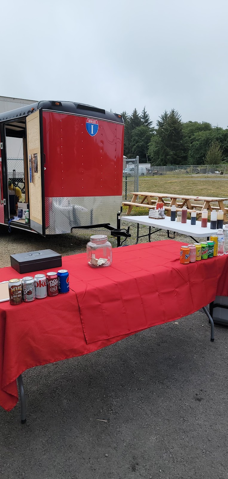 Grilled Chic | restaurant | 1133 US-101 1 #2, Crescent City, CA 95531, USA | 7074588249 OR +1 707-458-8249