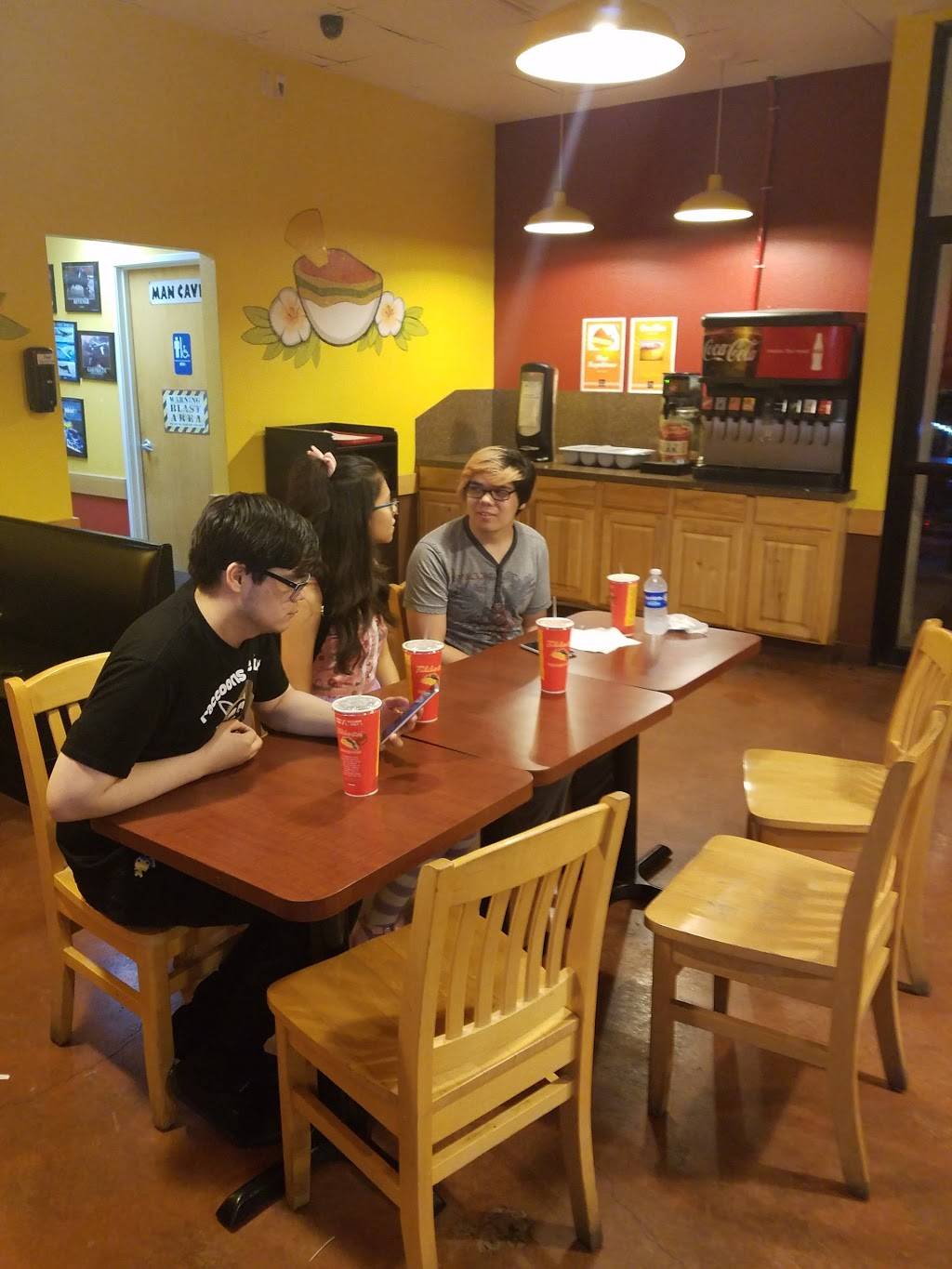 Filibertos Mexican Food | restaurant | 13821 W Glendale Ave, Glendale, AZ 85307, USA | 6239355139 OR +1 623-935-5139