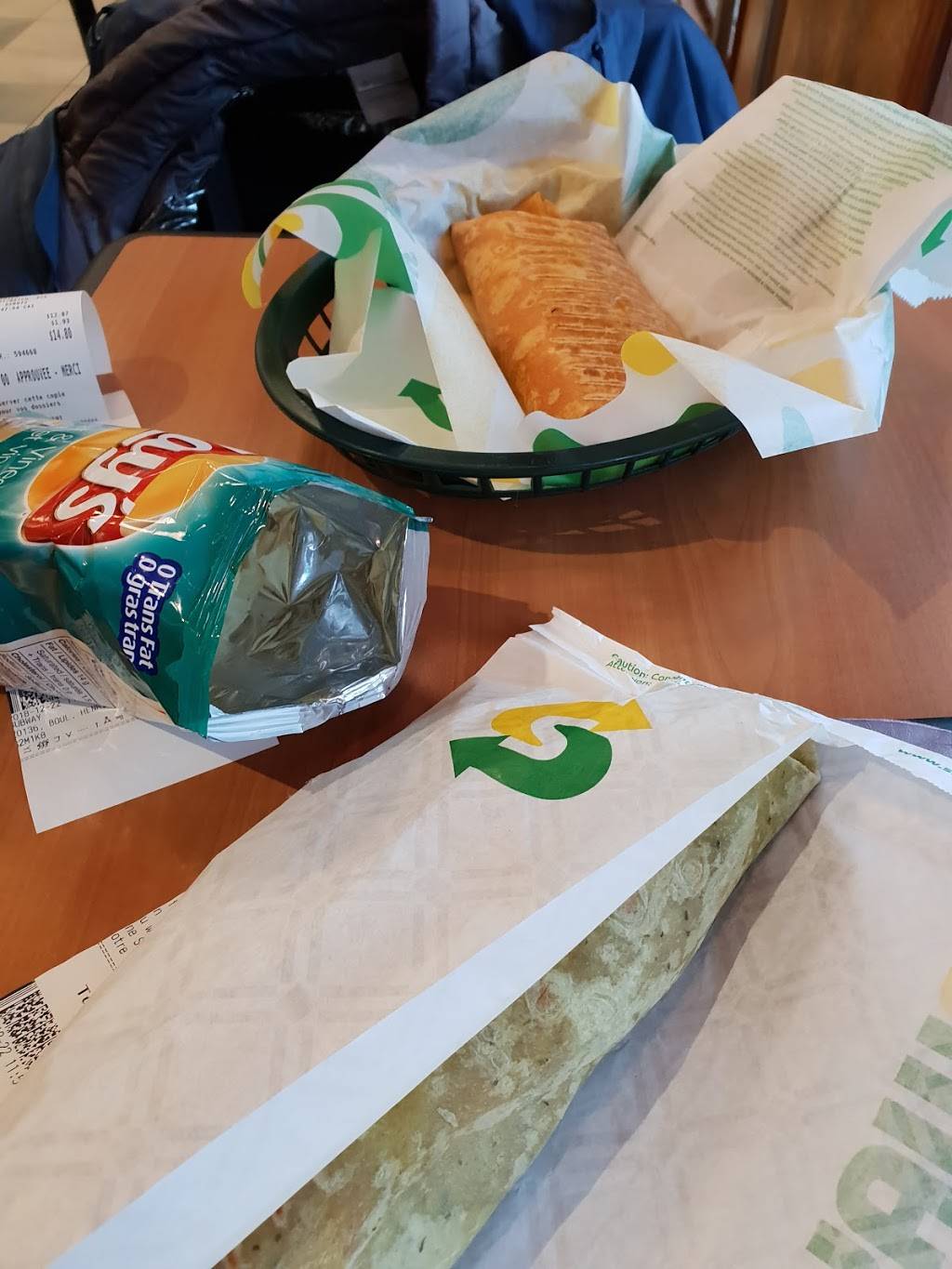 Subway | restaurant | 20136 Boulevard Henri-Bourassa, Québec, QC G2M 1K8, Canada | 4188414434 OR +1 418-841-4434