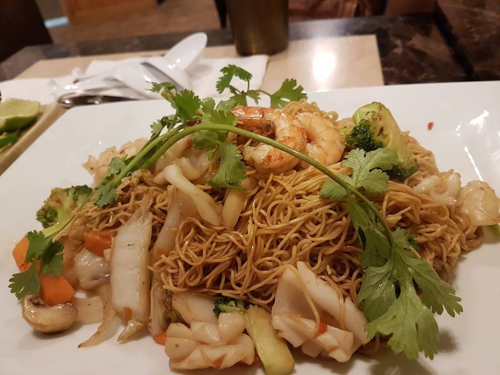 Pho Gia Vi | restaurant | N, 1799 FL-7 #12, Margate, FL 33063, USA | 9543661359 OR +1 954-366-1359