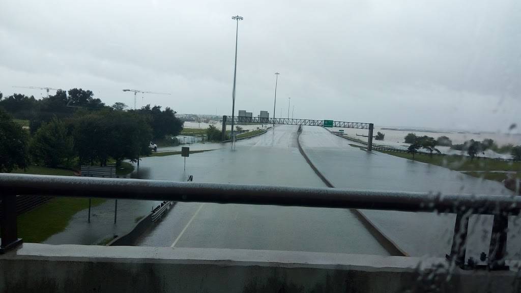 Baytown Crawfish Company and Catering | restaurant | 7730 Decker Dr, Baytown, TX 77520, USA | 2817160299 OR +1 281-716-0299