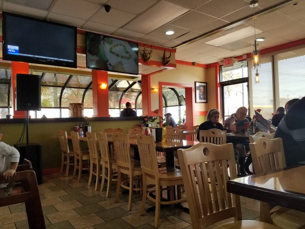 Punta Cana Restaurant | restaurant | 5230 South Blvd, Charlotte, NC 28217, USA | 7045293599 OR +1 704-529-3599