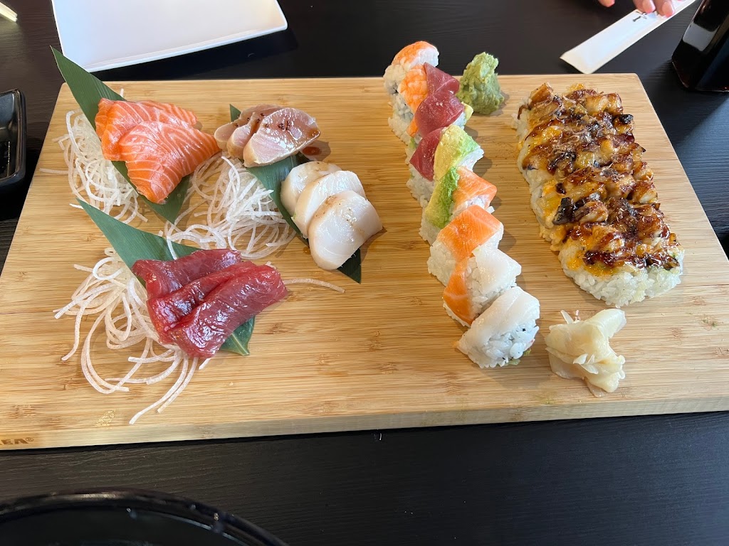Sushi Love Avondale | restaurant | 1721 N Dysart Rd a101, Avondale, AZ 85392, USA | 6232302002 OR +1 623-230-2002