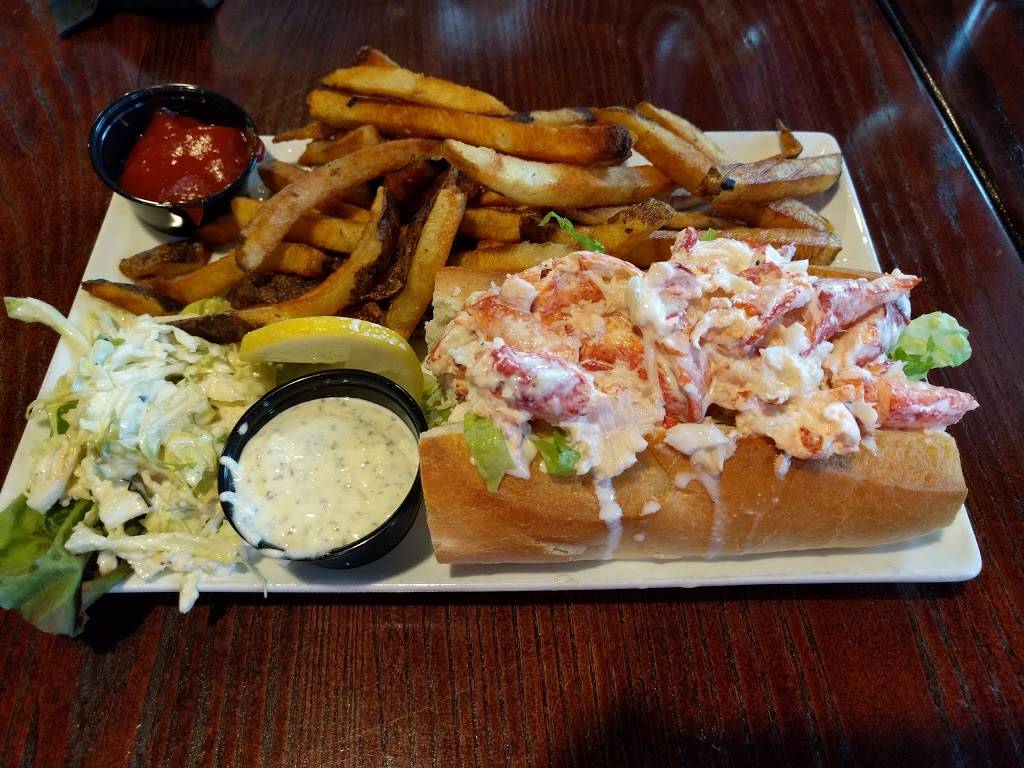 Waterfall Bar & Grille | restaurant | 643 Washington St, Canton, MA 02021, USA | 7818212313 OR +1 781-821-2313