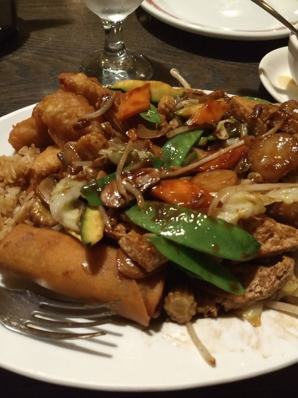 Hongkong garden | restaurant | 9324 WA-525, Clinton, WA 98236, USA | 3603412828 OR +1 360-341-2828