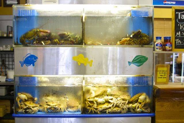 Seaport Seafood Market | meal takeaway | 714 Crescent St, Brockton, MA 02302, USA | 5085844989 OR +1 508-584-4989