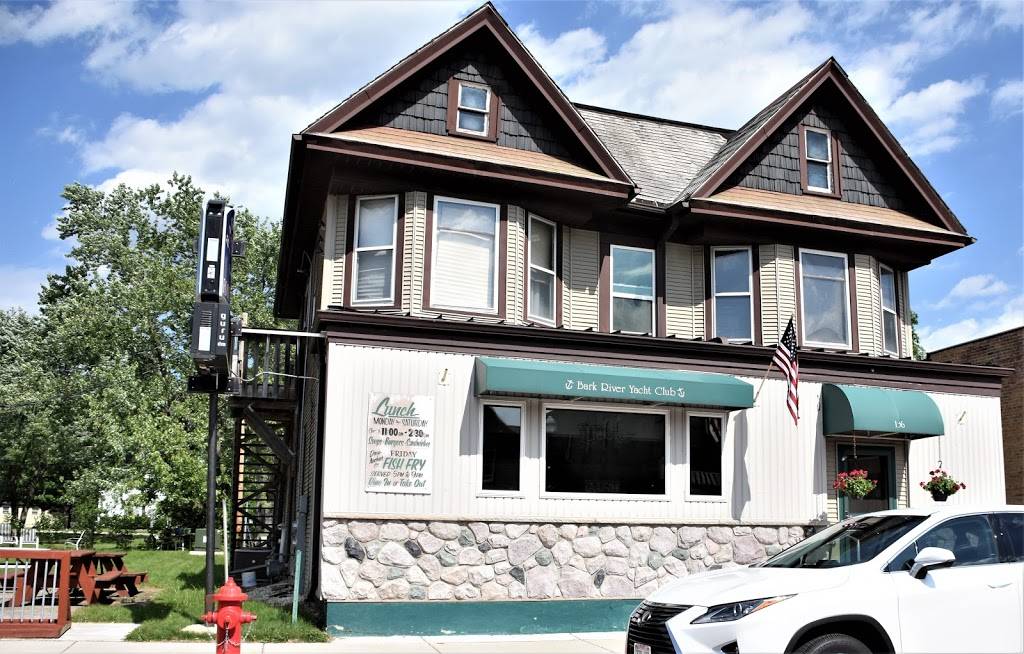Bark River Yacht Club | restaurant | 136 N Main St, Dousman, WI 53118, USA | 2629652500 OR +1 262-965-2500