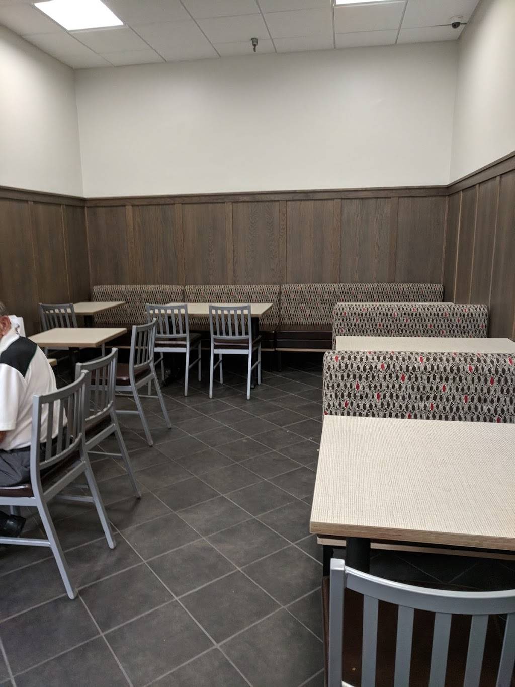 Chick-fil-A | restaurant | 3100 SW College Rd, Ocala, FL 34474, USA | 3522371576 OR +1 352-237-1576