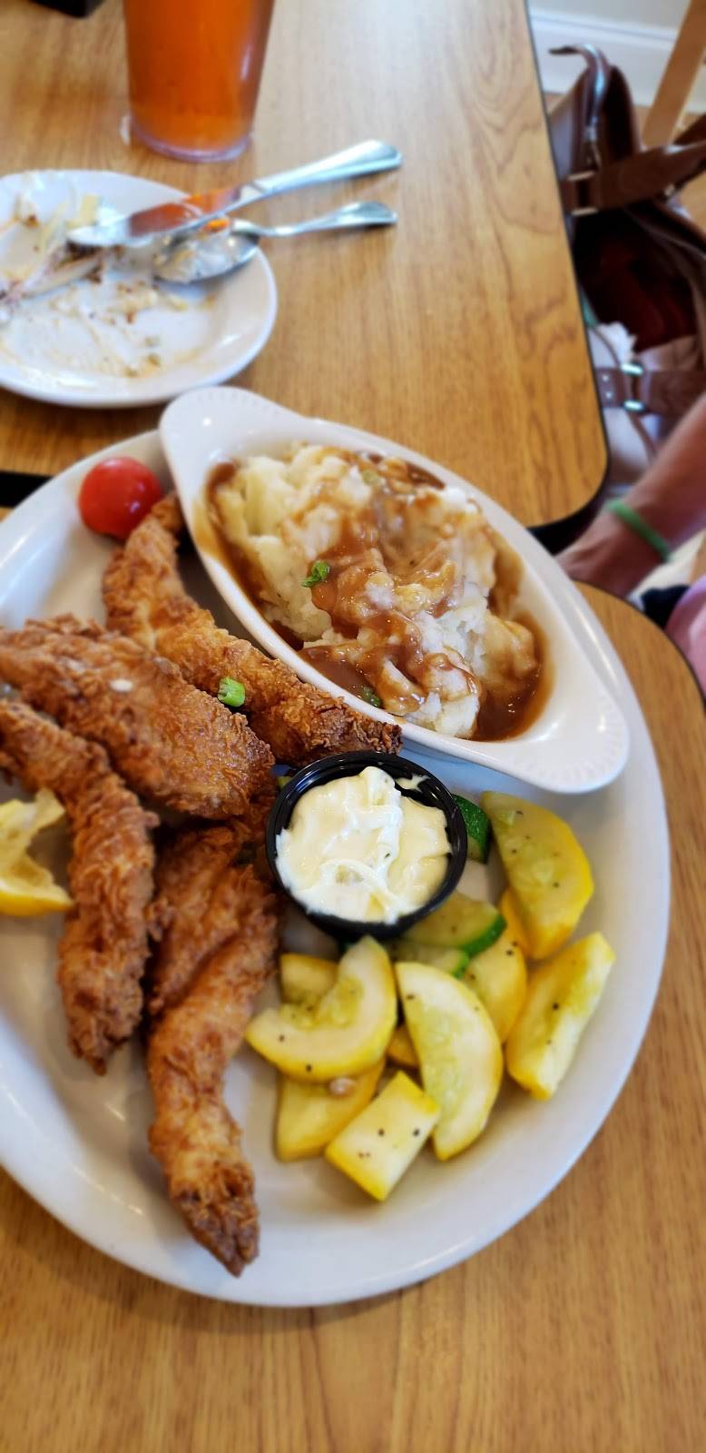 The Copper Kettle Co. | restaurant | 2033 Morewood Rd, Hardy, VA 24101, USA | 5409120116 OR +1 540-912-0116