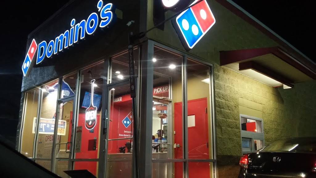 Dominos Pizza | meal delivery | 5604 Hearne Ave, Shreveport, LA 71108, USA | 3186313030 OR +1 318-631-3030