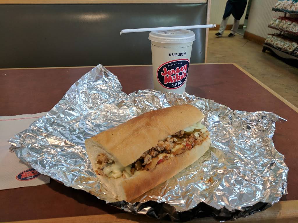 Jersey Mikes Subs | meal takeaway | 2260 Woolbright Rd, Boynton Beach, FL 33426, USA | 5617385615 OR +1 561-738-5615