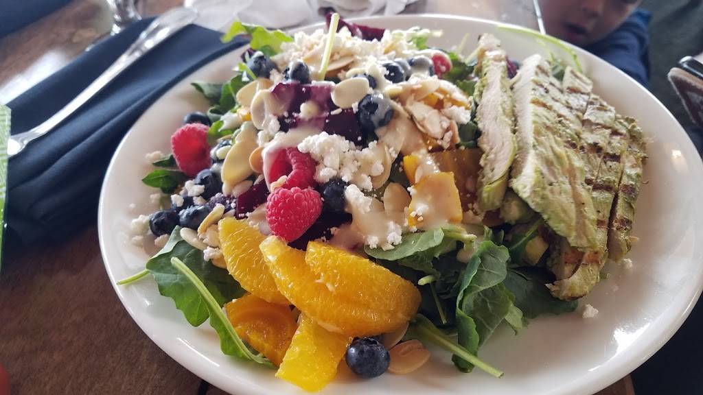 Cliff House Restaurant | restaurant | Stowe, VT 05672, USA | 8022533665 OR +1 802-253-3665