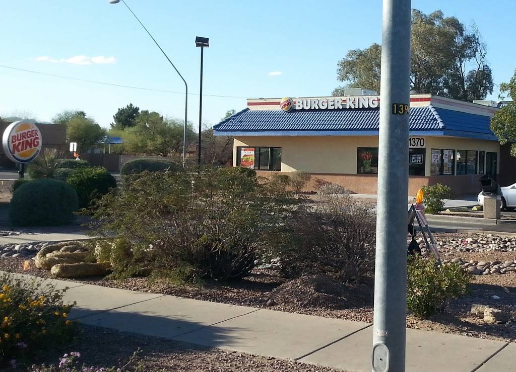 Burger King | restaurant | 1370 W Ajo Way, Tucson, AZ 85713, USA | 5202946719 OR +1 520-294-6719