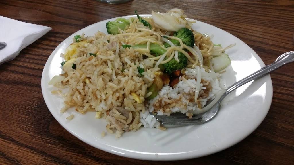 Wongs Kitchen | restaurant | 13209 Osborne St, Arleta, CA 91331, USA | 8188962828 OR +1 818-896-2828