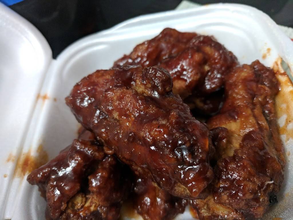 10 Buck Pizza Ingersoll | restaurant | 10 Bell St, Ingersoll, ON N5C 2N5, Canada | 5194853222 OR +1 519-485-3222